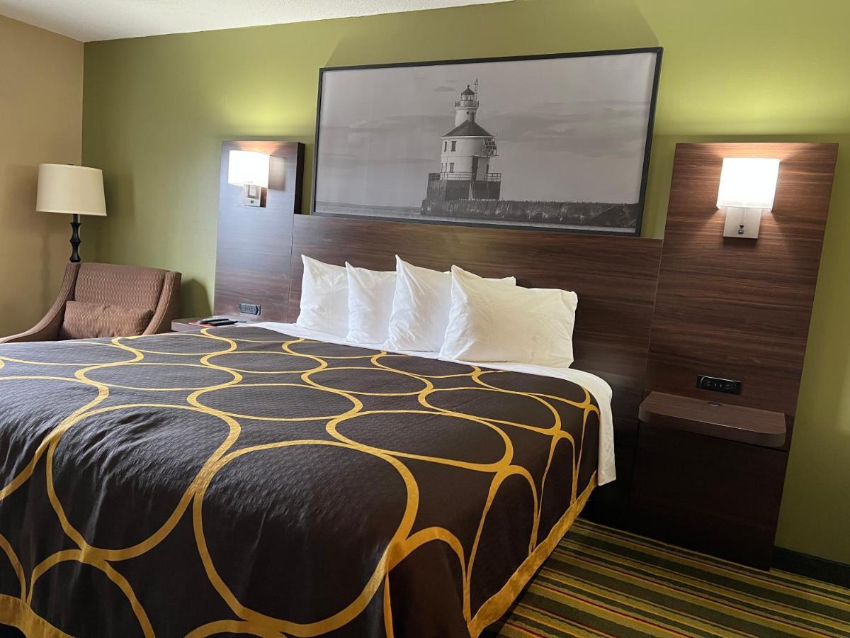 Super 8 By Wyndham Superior Wi Hotell Eksteriør bilde